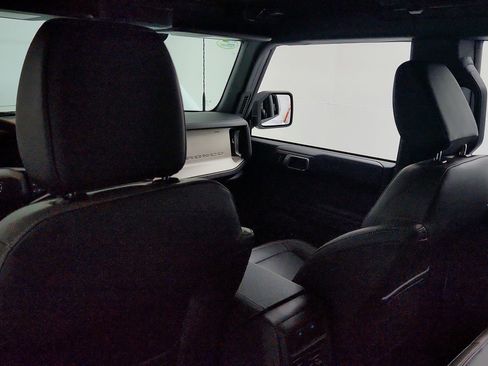 Used 2025 Ford Bronco Outer Banks AWD/4WD image 24