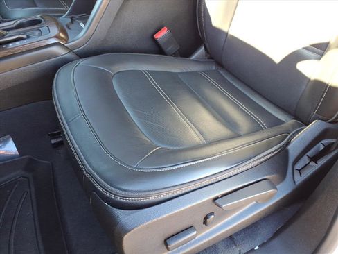 Used 2020 GMC Canyon Denali image 15