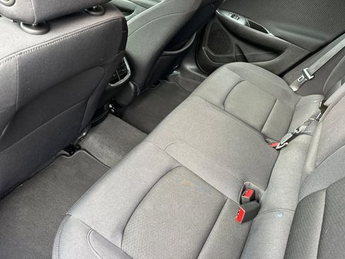 Used 2023 Chevrolet Malibu LT image 13