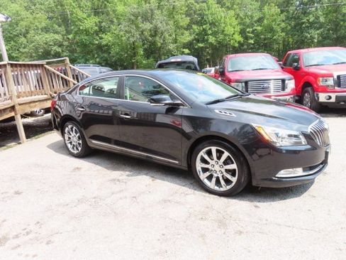 Used 2014 Buick LaCrosse Premium w/ Driver Confidence Package FWD image 5