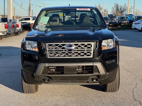 Certified 2022 Nissan Frontier SV w/ Technology Package image 8