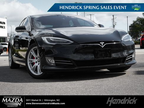 Used 2021 Tesla Model S Performance image 1