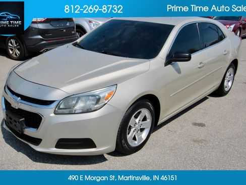 Used 2014 Chevrolet Malibu LS w/ Protection Package FWD image 2