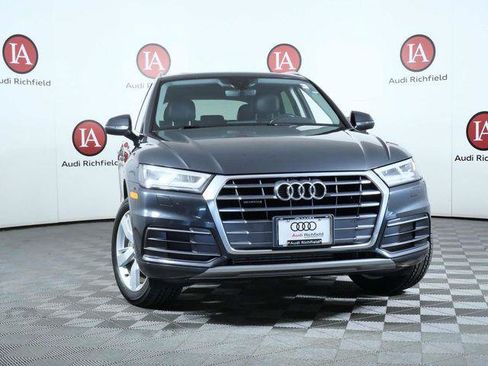 Used 2018 Audi Q5 2.0T Premium Plus w/ Premium Plus Package AWD/4WD image 3