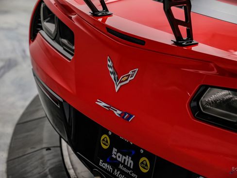Used 2019 Chevrolet Corvette ZR1 RWD image 18