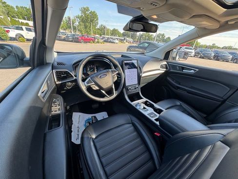 Certified 2023 Ford Edge SEL w/ Convenience Package AWD/4WD image 26