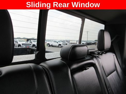 Used 2021 Ford F250 Lariat w/ Lariat Ultimate Package AWD/4WD image 25