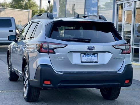 Used 2025 Subaru Outback Premium AWD/4WD image 36