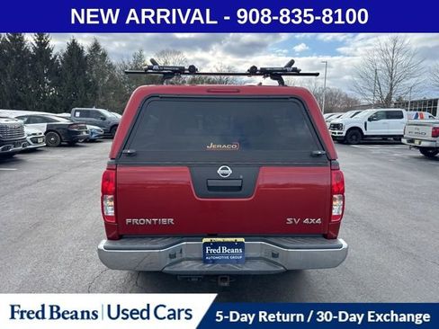 Used 2016 Nissan Frontier SV image 7