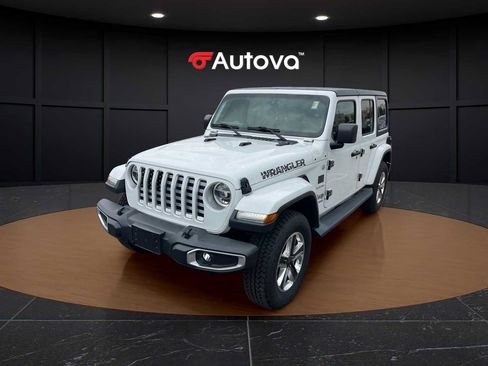 Used 2018 Jeep Wrangler Unlimited Sahara AWD/4WD image 1