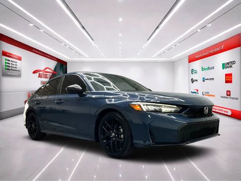 Used 2025 Honda Civic Sport Touring image 2