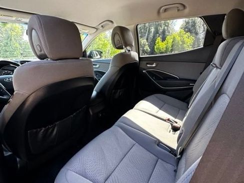 Used 2018 Hyundai Santa Fe Sport w/ 2.4L Value Package 02 AWD/4WD image 16