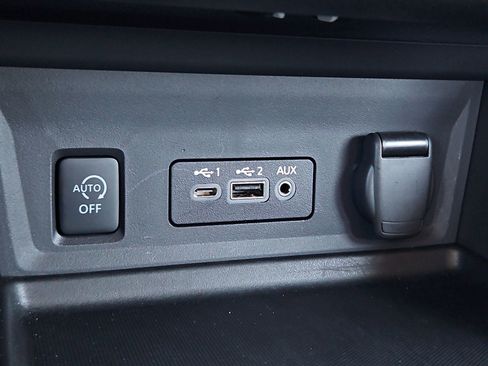 Certified 2025 Nissan Sentra SV w/ All-Weather Package image 28