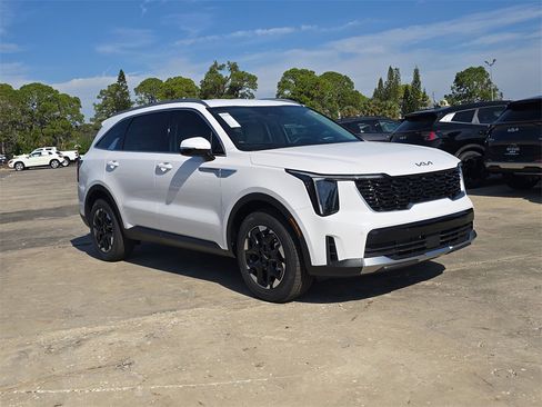 New 2026 Kia Sorento S image 2
