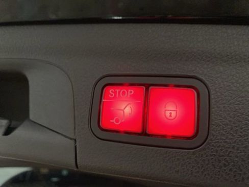 Used 2023 Mercedes-Benz GLE 350 image 10