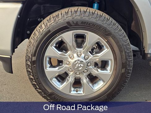 Used 2023 RAM 2500 Limited w/ Towing Technology Group AWD/4WD image 9