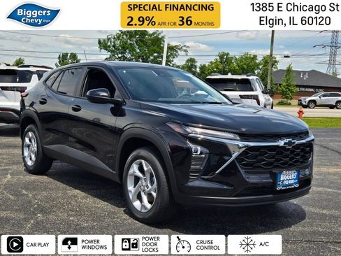 New 2026 Chevrolet Trax LS w/ LS Convenience Package FWD image 1