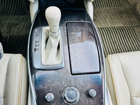 Used 2013 INFINITI JX35 AWD w/ Premium Pkg image 26