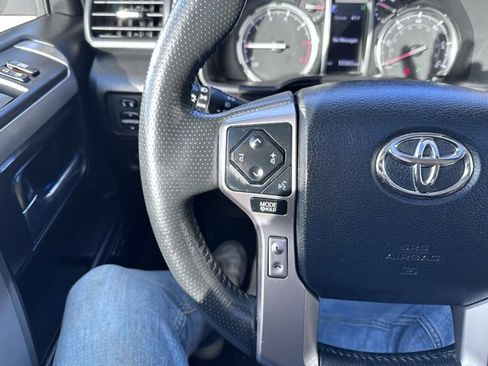Used 2023 Toyota 4Runner Limited image 27