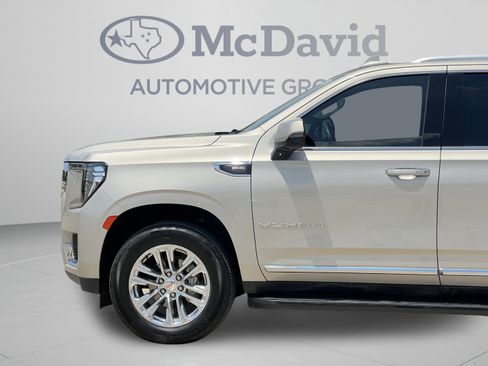 Used 2021 GMC Yukon SLT w/ SLT Premium Package RWD image 35