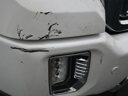 Used 2023 GMC Sierra 2500 Denali AWD/4WD image 18