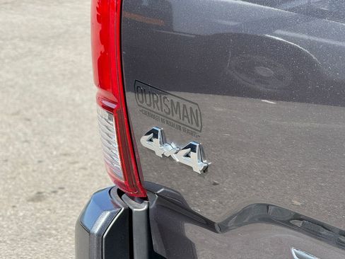 Used 2021 Toyota Tacoma SR image 7