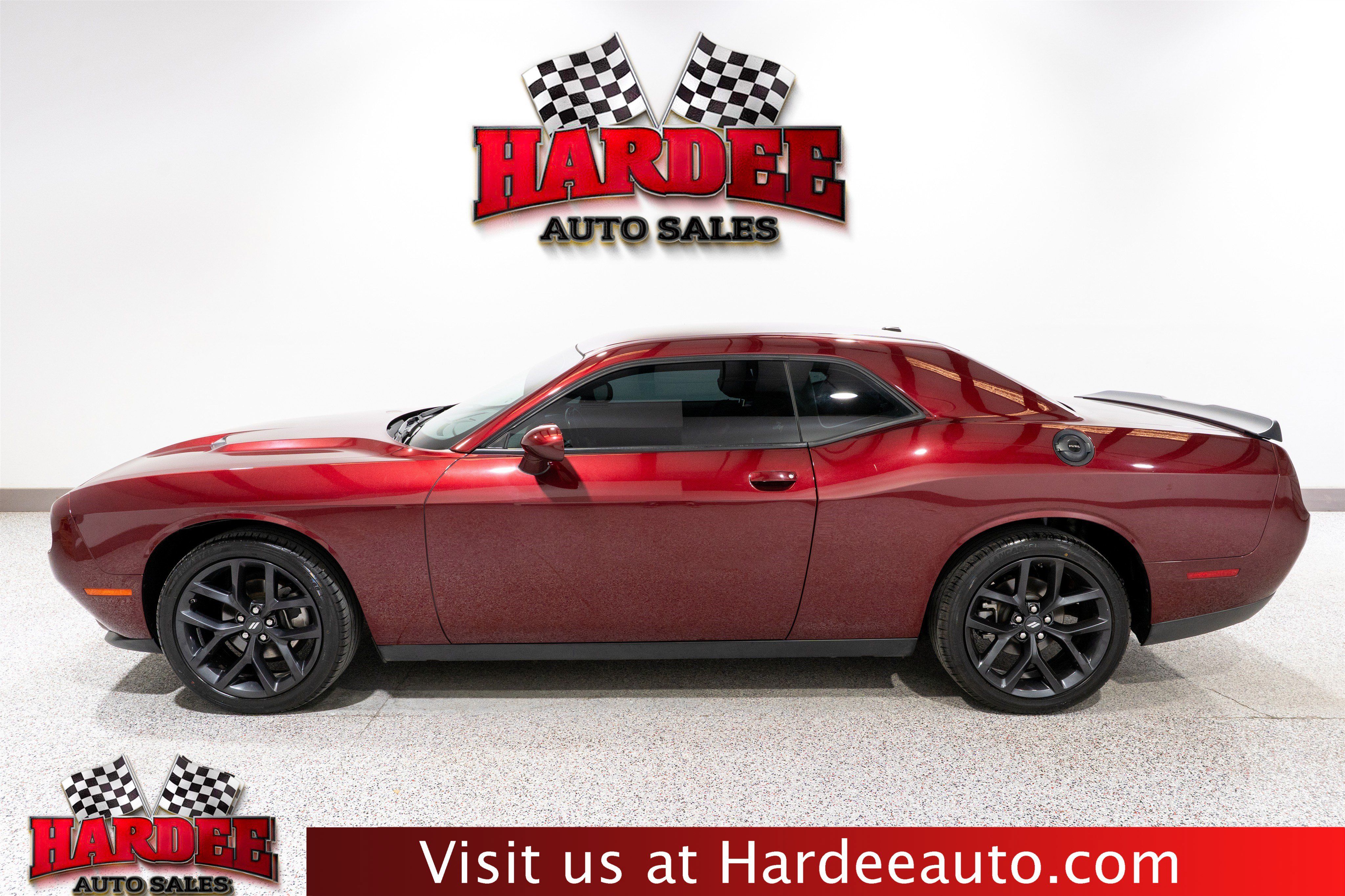 Used 2022 Dodge Challenger SXT w/ Blacktop Package RWD 360° Tour