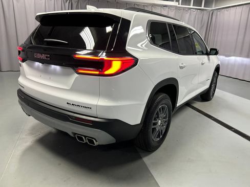 Used 2025 GMC Acadia Elevation image 7