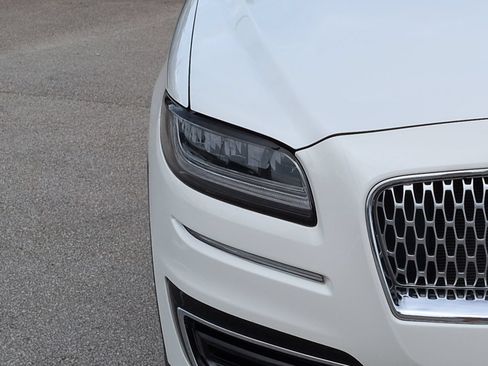 Certified 2020 Lincoln Nautilus Reserve FWD image 10