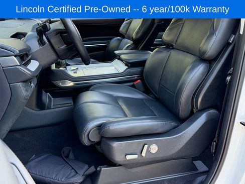 Used 2025 Lincoln Navigator Reserve AWD/4WD image 28