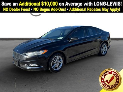 Used 2018 Ford Fusion SE image 1