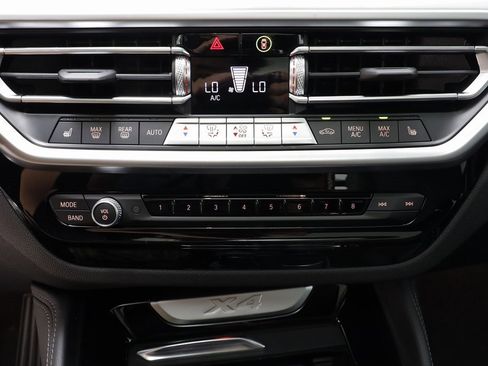 New 2025 BMW X4 xDrive30i w/ Premium Package image 13