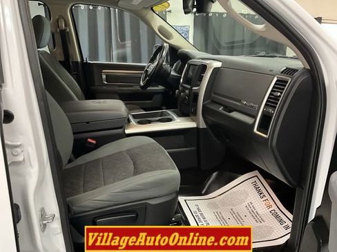 Used 2017 RAM 1500 Big Horn AWD/4WD image 35