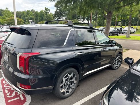 Used 2022 Hyundai Palisade Calligraphy w/ Cargo Package FWD image 4