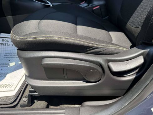 Used 2015 Kia Soul + FWD image 14