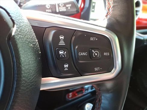 Used 2020 Jeep Gladiator Rubicon AWD/4WD image 19