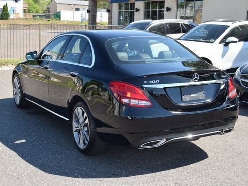 Used 2018 Mercedes-Benz C 300 4MATIC Sedan image 7