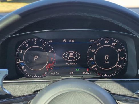 Used 2019 Volkswagen Golf R 4-Door image 19