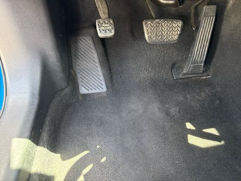 Used 2019 Toyota Camry SE FWD image 32