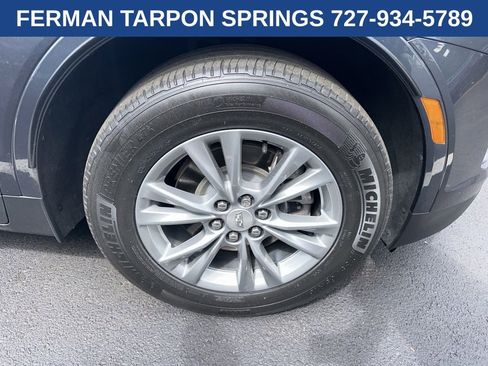 Used 2021 Cadillac XT5 Premium Luxury image 2