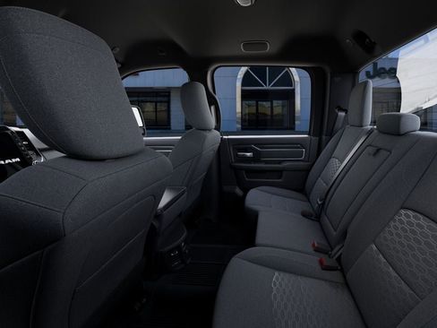 New 2026 RAM 2500 Big Horn AWD/4WD image 25