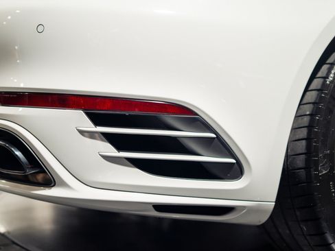 Used 2017 Porsche 911 4 Cabriolet AWD/4WD image 28