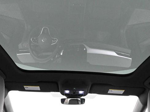 Certified 2023 Volkswagen ID.4 Pro S Plus AWD/4WD image 4