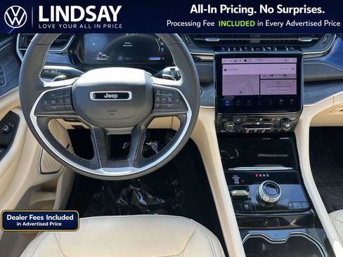 Used 2022 Jeep Grand Cherokee Limited 4xe AWD/4WD image 10