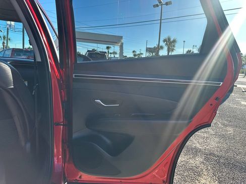 Used 2023 Hyundai Tucson SEL w/ Convenience Package FWD image 14