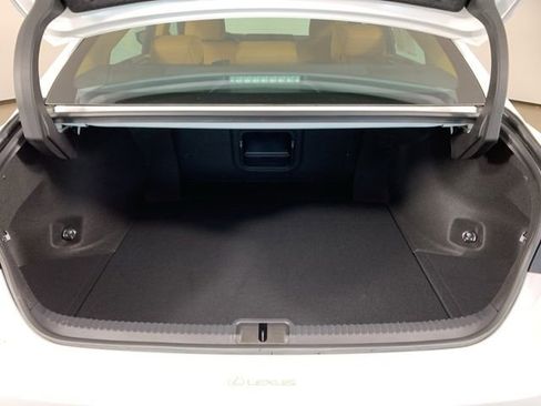 Used 2025 Lexus ES 300h F Sport w/ Accessory Package (Z2) FWD image 13