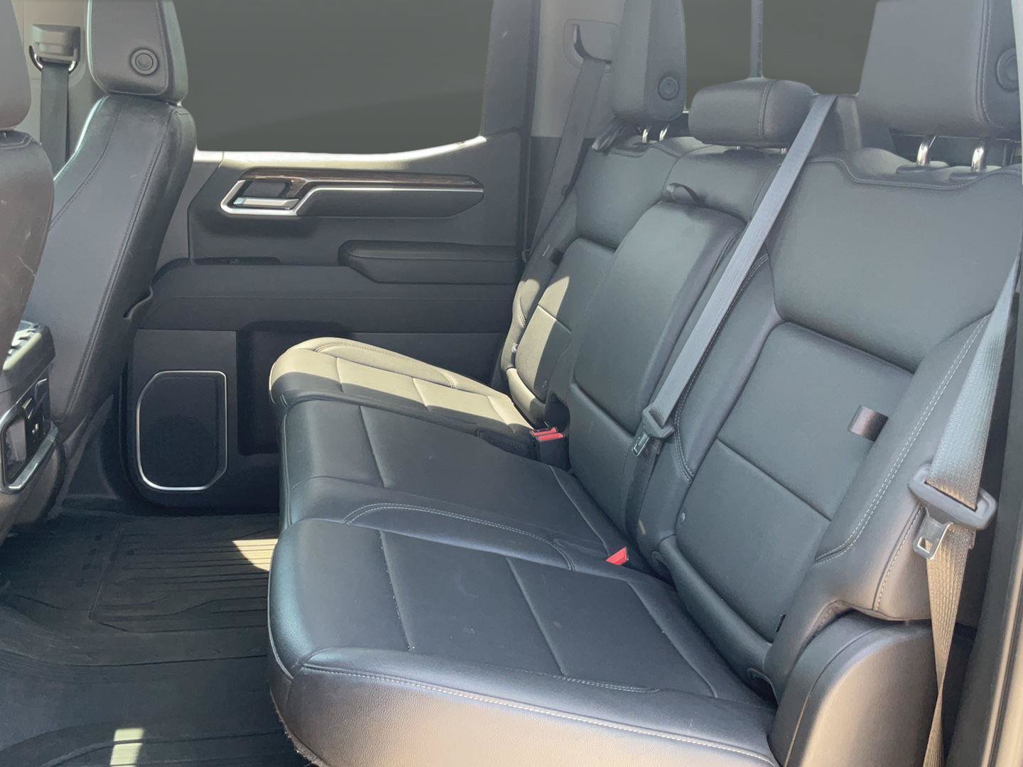 Used 2022 GMC Sierra 1500 Elevation w/ Elevation Premium Package AWD/4WD image 19