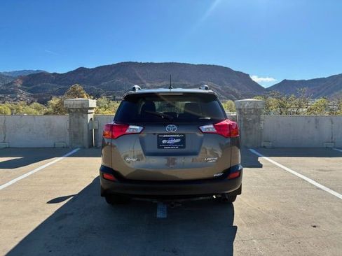Used 2014 Toyota RAV4 Limited w/ Technology Package image 7