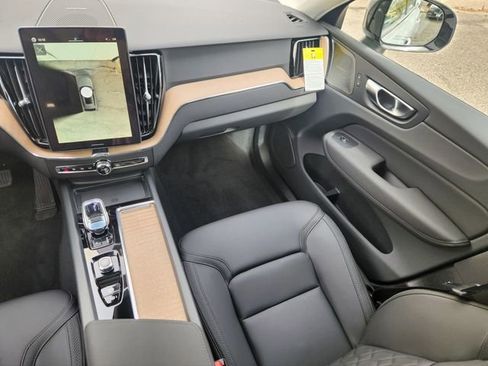 New 2026 Volvo XC60 B5 Plus w/ Climate Package AWD/4WD image 12