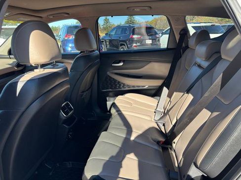 Used 2020 Hyundai Santa Fe Limited image 12